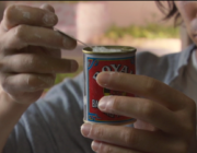 洋画の孤独な主人公みたいに、ディナーを食べるのが楽しすぎる！