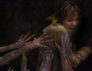 映画版「サイレントヒル」見たんだけど、パニック起こしすぎだろww