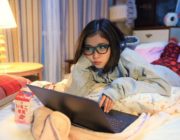 綿矢りさ原作『勝手にふるえてろ』松岡茉優“恋愛ド素人OL”役で映画初主演！