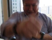 サモ・ハン(65)、11年ぶり来日「元気だよ」…監督兼主演の新作映画「おじいちゃんはデブゴン」をPR