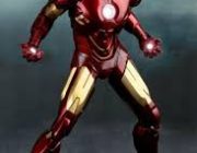 アイアンマンって主人公が中に入る必要ある?
