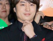 【ジャニーズ】嵐・櫻井翔：共演者からの印象に苦笑い　「球体ショック…」「丸いんだ（笑）」　ラプラスの魔女の公開記念舞台あいさつ