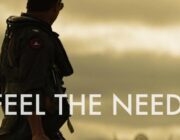 【映画「トップガン」続編】米海軍空母「エイブラハム・リンカーン」で飛行シーンを撮影中