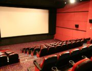 初めて映画館で見た映画