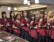 【画像】声優"上坂すみれ"さんが渋谷にオープンしたコンカフェ