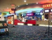 池袋に国内最大の映画スクリーン（高さ18m×横幅26m 約600席）の映画館が誕生！