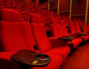 映画館って空いてたら席移動してもいいの？