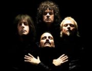 【映画】『ボヘミアン・ラプソディ』「ライブ場面原則全員タンクトップ上映」開催決定