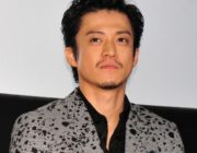 小栗旬｢ハリウッド映画の撮影で監督に｢ジャップの英語は使い物にならない｣、出演者には｢何でスタッフがいるの？｣って言われましたw｣